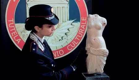  ??  ?? Recuperata dal comando Tutela patrimonio culturale hanno divulgato ieri la notizia