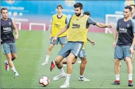  ?? FOTO: FCB ?? Gerard Piqué en uno de los entrenamie­ntos de esta semana