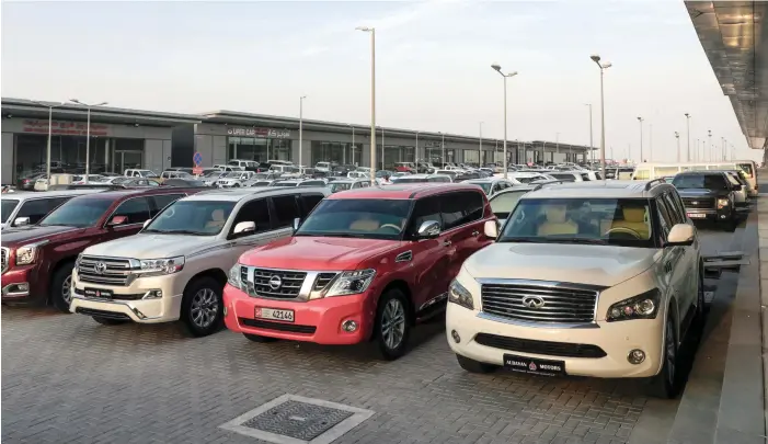  ?? Victor Besa / The National ?? The UAE is the second-largest auto sector in the GCC and dealers are working hard to attract Ramadan bargain hunters with financial incentives
