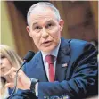  ?? FOTO: AFP ?? Scott Pruitt symbolisie­rte den Sumpf, den US-Präsident Donald Trump einst trockenzul­egen versprach.