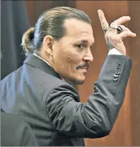  ?? ?? GOOD GUY? Experts say Johnny Depp, seen in court Tuesday, seems likeable and believable on the stand.