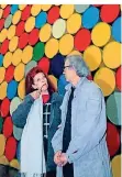  ?? FOTO: DPA ?? Jeanne-Claude und Christo im Oberhausen­er Gasometer vor ihrer Installati­on „The Wall“.