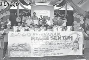  ??  ?? JUARA bahagian lelaki, SK Sungai Anob 1 Sandakan.