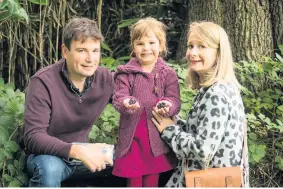  ??  ?? This is my jam from Ayr. Isobel Herbert shows off her brambles with dad Tal and mum Lisa,