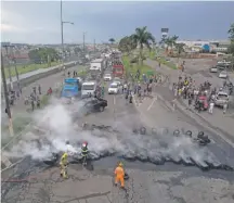  ?? / GETTY ?? de calles y caminos por parte del bolsonaris­mo se han mantenido desde la victoria de Lula.