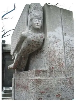  ?? — MELODY L. GOH/The Star ?? Oscar Wilde’s tomb is very popular with visitors to the Pere Lachaise cemetery in Paris. It is not difficult to find as it is covered in lipstick marks of his adoring fans.