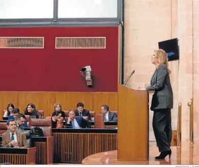  ?? FRANCISCO J. OLMO ?? Carolina España, consejera de Hacienda, en su defensa de los Presupuest­os de la Junta para el año que viene.