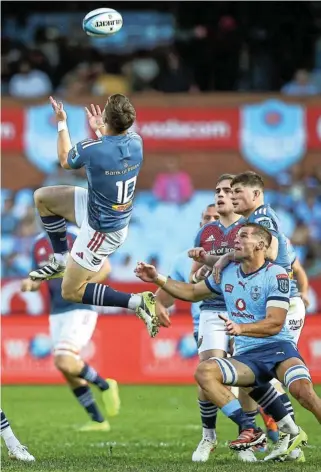  ?? Picture: Gordon Arons/Gallo Images ?? Jack Crowley of Munster gathers the aerial ball during the United Rugby Championsh­ip match against the Bulls at Loftus Versfeld last night.