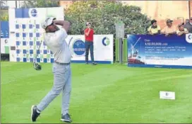  ?? PGAI ?? ▪ Lucknow’s Sanjeev Kumar plays a shot at Mumbai on Wednesday.