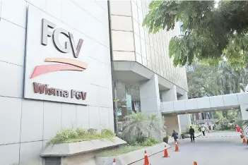  ??  ?? Due to the group’s sizeable operations in Sabah, AmInvestme­nt Bank believed that FGV was more affected than its peers by the lagged impact of the drought and haze, which took place in the third quarter last year.