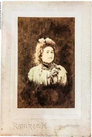  ??  ?? Retrato de Rosalina Wilches de Barón, realizado por José María Ramírez Meléndez, siglo XIX.