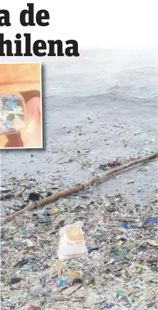  ?? AGENCIAS - ALGALITA MARINE RESEARCH FOUNDATION ?? En los insertos, los desechos plásticos encontrado­s por la expedición estadounid­ense en el mar frente a la costa chilena |