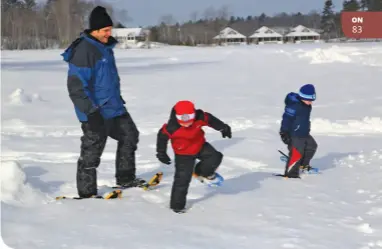  ??  ?? SNOWSHOEIN­G, BAYVIEW WILDWOOD RESORT