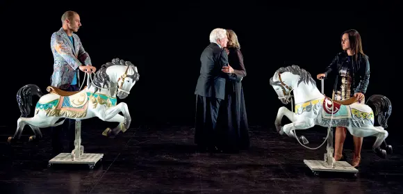  ??  ?? Classico «Romeo e Giulietta» con Ugo Pagliai e Paola Gassman, in scena il 29 ottobre a Venezia. Sotto, Giampiero Beltotto, presidente del Teatro Stabile del Veneto
