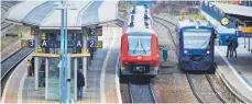  ?? FOTO: ROLAND RASEMANN ?? Bislang fahren auf der Südbahn nur Dieselloks.