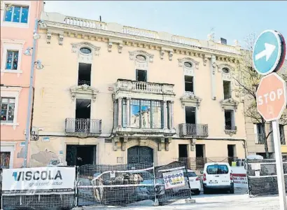  ?? XAVIER RIBERA ?? Estado actual de la finca modernista de Cal Maco (1914) donde se construirá el nuevo albergue