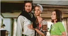  ?? Foto:Deutsches Filminstit­ut, Frankfurt / KINEOS Sammlung ?? Luitgard Im (rechts) im Film „Wenn süß das Mondlicht auf den Hügeln schläft“mit Rolf Zacher und Diana Körner.