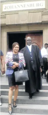  ?? / PERTUNIA MAFOKWANE ?? The deceased’s relative Busisiwe Monamodi with prosecutor Advocate Sifiso Khumalo.