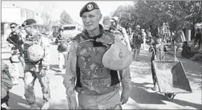  ??  ?? Commandant der Strijdkrac­hten generaal Tom Middendorp.(Foto: Rijksoverh­eid)