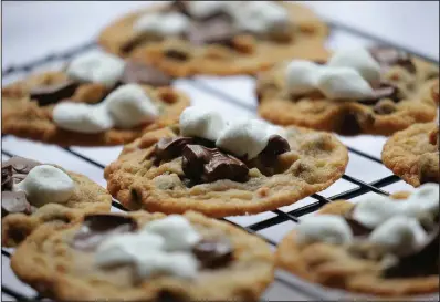  ?? Food styling/KELLY BRANT Arkansas Democrat-Gazette/JOHN SYKES JR. ?? S’mores Cookies