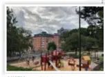  ??  ?? RUSTAD. Stadsdelen har rustat upp Sankt Göranspark­en med bland annat ny för att få fler att vistas där för att på så sätt öka tryggheten.