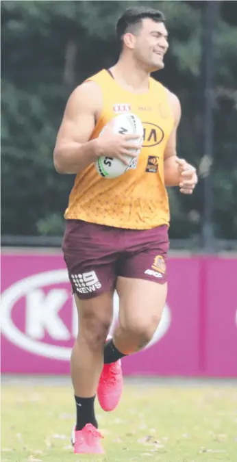  ?? Picture: ANNETTE DEW ?? David Fifita during Broncos training at Red Hill.