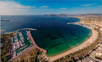  ?? ?? Le salon de Cannes, qui s’est tenu début septembre, a transformé l’essai d’un premier semestre très dynamique au niveau des ventes de bateaux neufs et d’occasion.