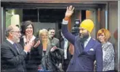  ?? AP FILE ?? 38yearold Jagmeet Singh (in yellow turban) has already been criticised for his support for the legal right of the province of Quebec to break away from Canada.
