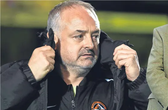  ?? Picture: SNS. ?? Ray McKinnon is finding that the demands of home town fans are unforgivin­g.