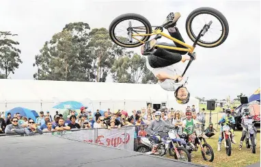  ?? PICTURE: DAVID RITCHIE ?? WHO NEEDS ROADS?: The Cape Argus SportShow will feature some gravity-defying stunts along with entertainm­ent, sport clinics, celebritie­s and a range of exhibits. It takes place at Sandringha­m Farm from March 24-26.