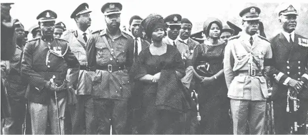  ??  ?? From left: Lt.-Col. Ogunawe; Mr Omo-Bare; Lt.-Col. Odumegwu Ojukwu; Mrs Victoria Aguiyi-Ironsi; Lt.-Col. George Krubo; Mrs Comfort Odumegwu-Ojukwu; Lt.-Col. David Ejoor and Commodore Wey, await the arrival of a plane conveying the remains of Maj.-Gen....
