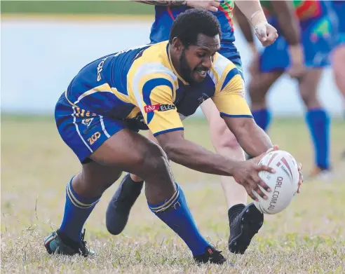  ?? Pictures: JUSTIN BRIERTY ?? TRY TIME: Kangaroos fullback Bradley Stephen scores against Innisfail Brothers at Vico Oval.