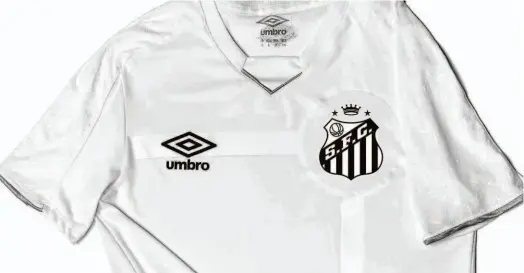  ?? Divulgação ?? O projeto da nova camisa do Santos, com a coroa do Rei Pelé sobre o distintivo do clube, que está sendo analisado pelo conselho