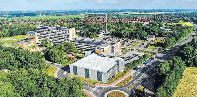  ?? BILD: Lübbe ?? Im Klinikum hegen viele Mitarbeite­r die Hoffnung, dass die Streitigke­iten nun endlich zu einem Ende kommen könnten.