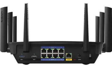  ??  ?? ABOVE This Linksys router is packed with Ethernet ports and external aerials – both valuable inclusions