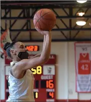  ?? MEDIANEWS GROUP PHOTO ?? Archbishop Wood’s Ryanne Allen hits a three-point basket in the second quarter against Cardinal O’Hara Sunday afternoon of the Catholic League final.