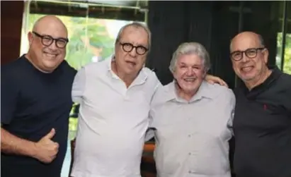  ?? ?? Valério de Carvalho, Tito Bradley, Julião Konrad e Celso Coli, no Spettus Premium