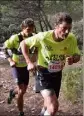  ??  ?? Stéphane Bégaud et Guillaume Francke sont passés en tête au sommet du mont Caume.