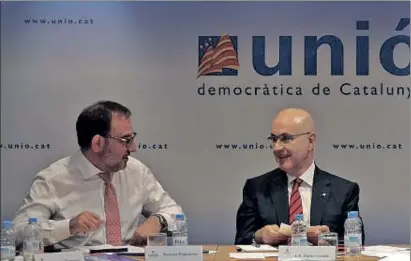  ?? ALBERTO ESTÉVEZ / EFE ?? Ramon Espadaler i Josep Antoni Duran Lleida, durant una reunió de l’executiva d’Unió