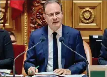  ?? -
Crédits
: Sénat ?? Alain Marc : « Le Sénat m’a confié une vice-présidence dont je partage modestemen­t la fierté avec vous tous. »