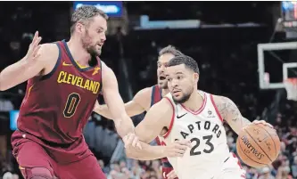  ?? ASSOCIATED PRESS FILE PHOTO ?? Toronto Raptors point guard Fred VanVleet drives against Cleveland Cavaliers' Kevin Love during an NBA game Wednesday night.