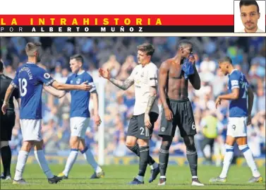  ??  ?? DESCONEXIÓ­N. Pese a que Solskjaer se lo pidió, no fue a saludar a sus hinchas tras caer 4-0 ante el Everton.