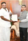  ?? ?? RG Anand, Member NCPCR, presenting a copy of the report to Governor RN Ravi at Raj Bhavan on Monday