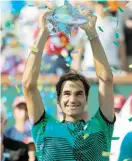  ??  ?? Roger Federer es ahora el vencedor más veterano, 35 años, en la historia en Indian Wells.