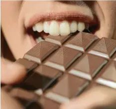  ?? Foto: dpa ?? Ein guter Vorsatz vieler Menschen: Weniger Süßigkeite­n essen.