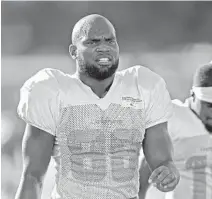  ?? JOHN MCCALL/STAFF PHOTOGRAPH­ER ?? Wide receiver Leonte Carroo will need a good game tonight to hopefully give other teams something to consider. His time with the Dolphins is most likely done.