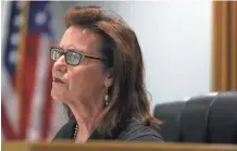  ?? BRAD VEST/ THE COMMERCIAL APPEAL ?? Judge Janice Craig presides over the arraignmen­t of Curtis Ray Watson on Wednesday. Watson is accused of murdering Debra Johnson and escaping from prison.