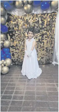  ?? ?? Zeá Grace Chedie, a Grade 1 pupil at Allandale Primary at the Debutantes Ball.