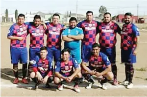  ??  ?? el equipo
Fullham enfrenta a JMAS