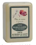  ??  ?? Savon au beurre de karité, fleurs de cerisier et grenade, fabriqué selon la tradition depuis 1900. À base d’huiles végétales, sans colorant ni conservate­urs. Marius Fabre.